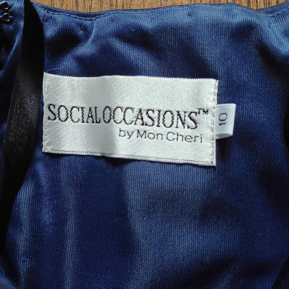 Social Occasions by Mon Cheri Strapless Taffeta Navy Blue Dress Size Women's 10 - Picture 7 of 8